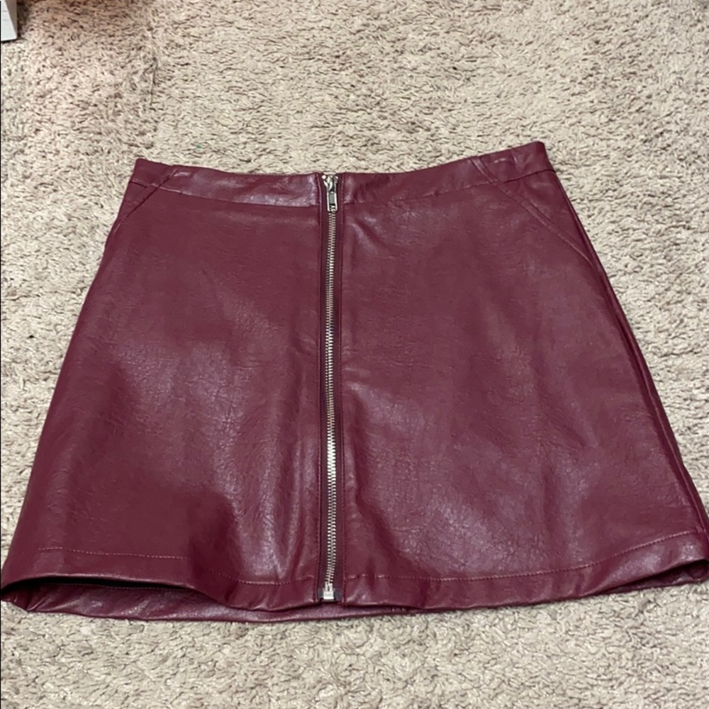 Size small maroon skirt